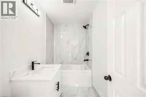 131 St George Street Kitchener ON N2G 2T2