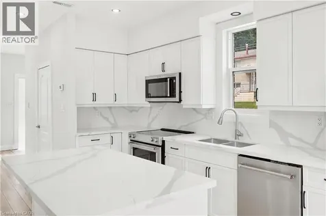 131 St George Street Kitchener ON N2G 2T2