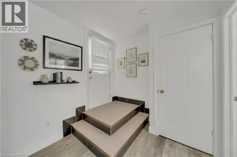 347 Keewatin Avenue Kitchener ON N2B 3W2