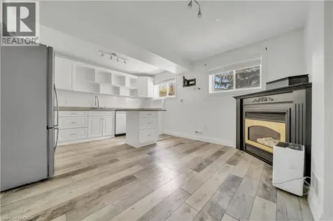 347 Keewatin Avenue Kitchener ON N2B 3W2