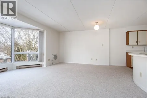 384 Erb Street Waterloo ON N2L 1W6