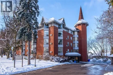 384 Erb Street Waterloo ON N2L 1W6