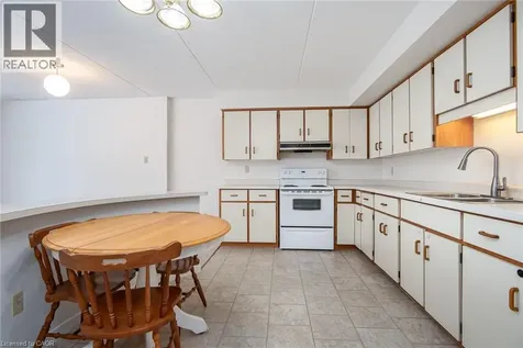 384 Erb Street Waterloo ON N2L 1W6