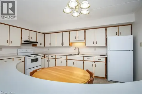 384 Erb Street Waterloo ON N2L 1W6