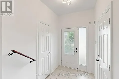 6 Courtland Crescent East Gwillimbury ON L9N 0A9