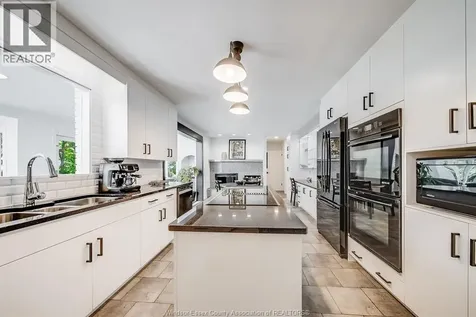 3073 Centennial Kingsville ON N8H 4G6