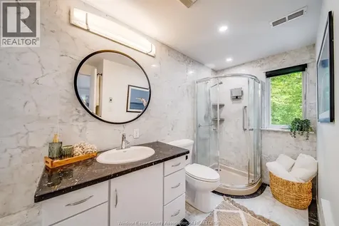 3073 Centennial Kingsville ON N8H 4G6