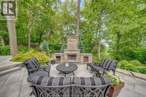 3073 Centennial Kingsville ON N8H 4G6