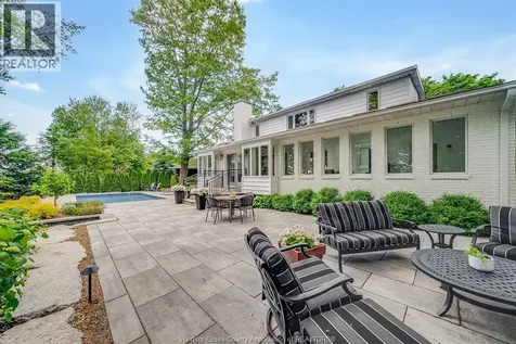 3073 Centennial Kingsville ON N8H 4G6