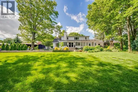 3073 Centennial Kingsville ON N8H 4G6