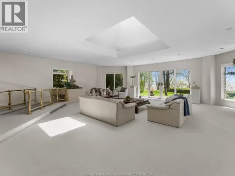 20 Branton Drive Leamington ON N8H 4A4
