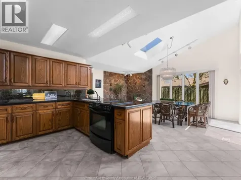 20 Branton Drive Leamington ON N8H 4A4