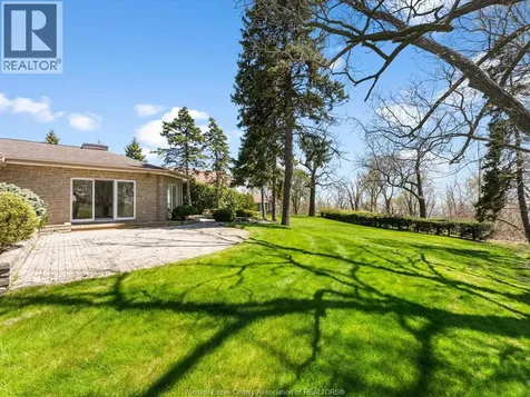 20 Branton Drive Leamington ON N8H 4A4