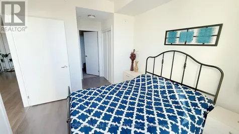 210 Sabina Drive Oakville (go Glenorchy) ON L6H 0W6