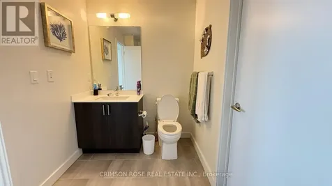 210 Sabina Drive Oakville (go Glenorchy) ON L6H 0W6