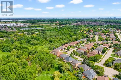 31 Kirkwood Crescent Caledon ON L7C 1B9
