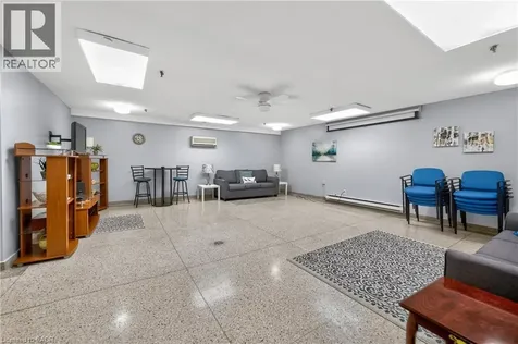 301 Frances Avenue Hamilton ON L8E 3W6