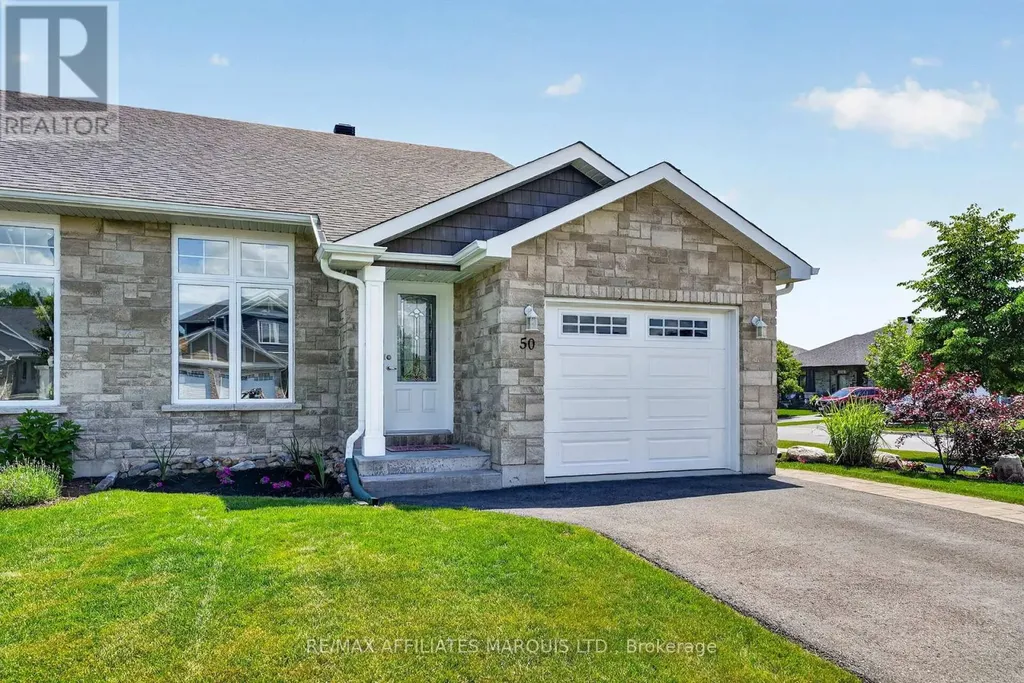 50 Cameron Crescent Cornwall ON K6K 0B7