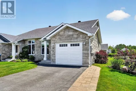 50 Cameron Crescent Cornwall ON K6K 0B7