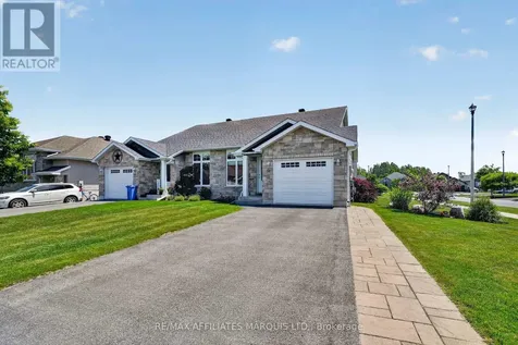 50 Cameron Crescent Cornwall ON K6K 0B7