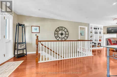 42 Alexander Avenue Tillsonburg ON N4G 4Z1
