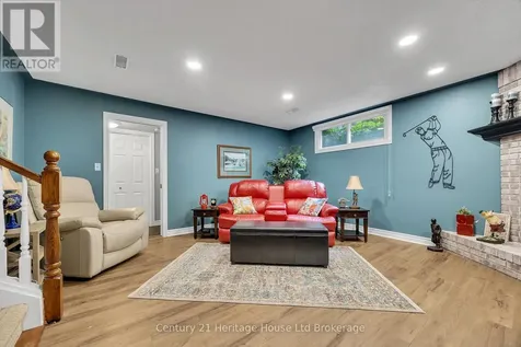 42 Alexander Avenue Tillsonburg ON N4G 4Z1