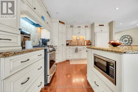 42 Alexander Avenue Tillsonburg ON N4G 4Z1