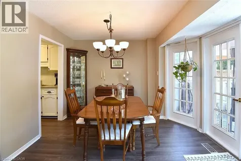 2113 Chrisdon Road Burlington ON L7M 3S4