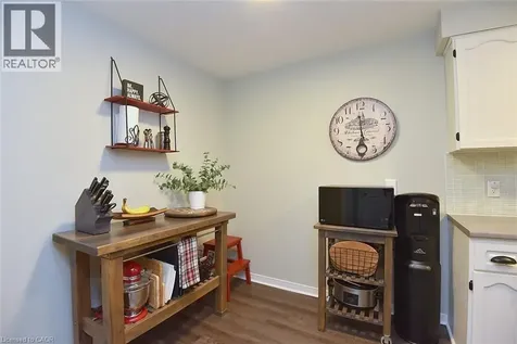 2113 Chrisdon Road Burlington ON L7M 3S4