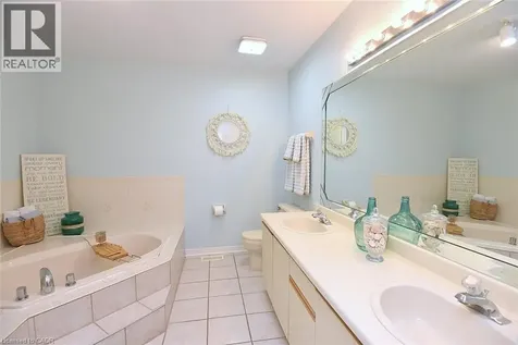 2113 Chrisdon Road Burlington ON L7M 3S4