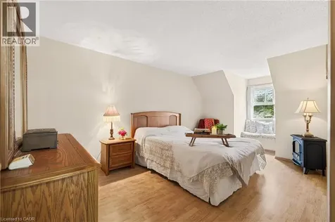 273 Newport Place Waterloo ON N2T 2B5