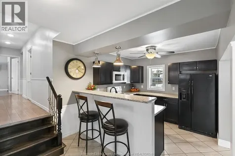 1052 County Road 22 Lakeshore ON N8L 0E1
