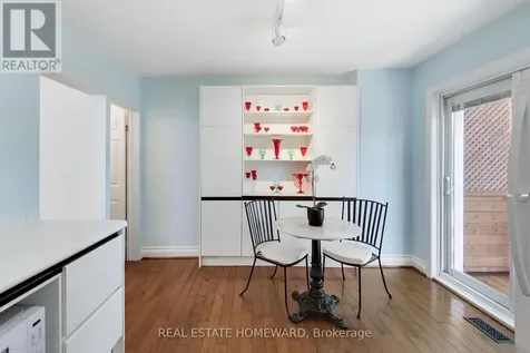 138 Lee Avenue Toronto (the Beaches) ON M4E 2P3