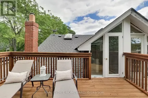 138 Lee Avenue Toronto (the Beaches) ON M4E 2P3