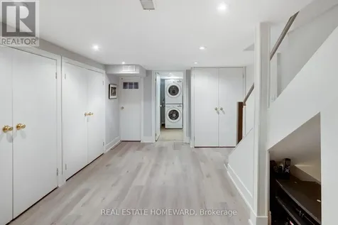 138 Lee Avenue Toronto (the Beaches) ON M4E 2P3