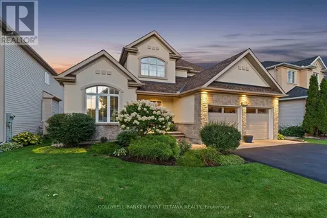 6 Blackshire Circle Ottawa ON K2J 5L8