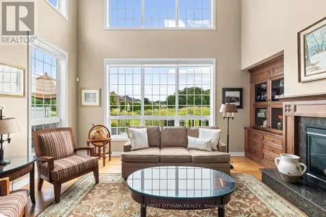 6 Blackshire Circle Ottawa ON K2J 5L8