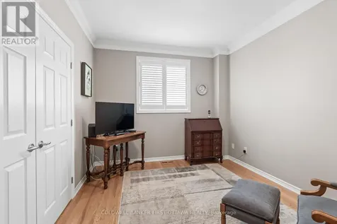 6 Blackshire Circle Ottawa ON K2J 5L8
