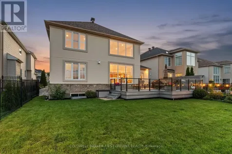 6 Blackshire Circle Ottawa ON K2J 5L8