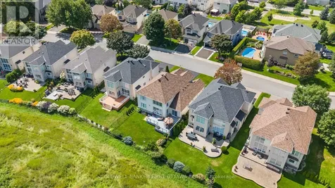 6 Blackshire Circle Ottawa ON K2J 5L8