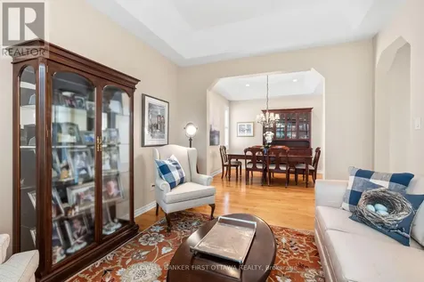 6 Blackshire Circle Ottawa ON K2J 5L8