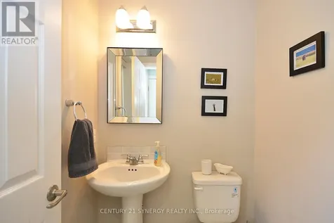 114 Unity Place Ottawa ON K2S 2Y8