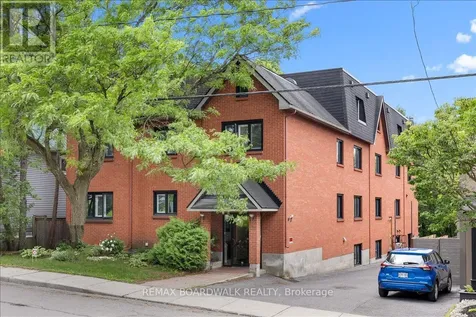 222 Russell Avenue Ottawa ON K1N 7X5