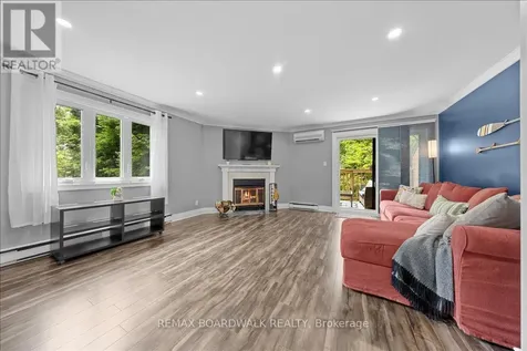 222 Russell Avenue Ottawa ON K1N 7X5