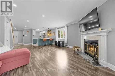 222 Russell Avenue Ottawa ON K1N 7X5