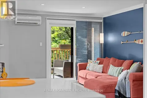 222 Russell Avenue Ottawa ON K1N 7X5