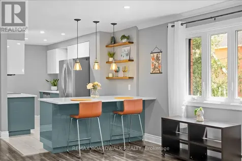 222 Russell Avenue Ottawa ON K1N 7X5