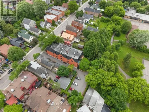 222 Russell Avenue Ottawa ON K1N 7X5