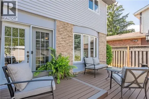 2407 Hemlock Court Burlington ON L7M 1X7