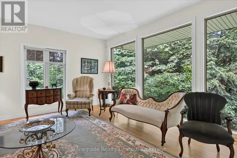 761 Cedarhurst Drive Selwyn ON K9J 0C5